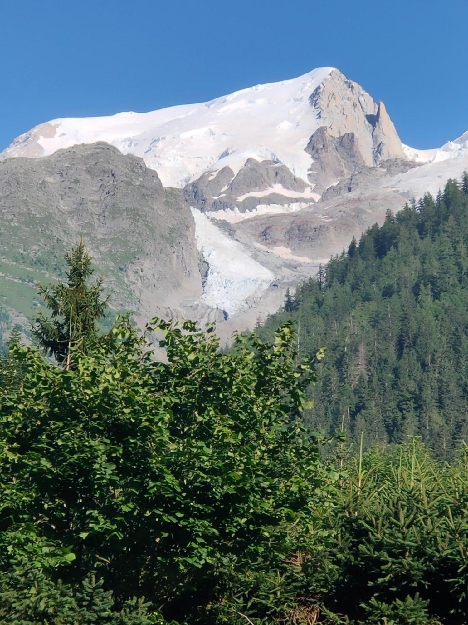 Beau Studio Dans La Vallee De Chamonix Les Trabets Exteriér fotografie